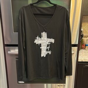 Black Long Sleeve Tee with Inspirational Print‎